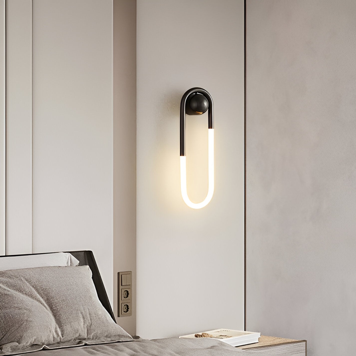 Lampada da parete a forma di U in stile nordico minimalista