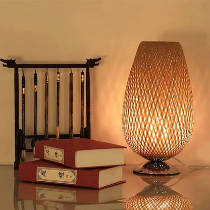 Lampe de table en bambou durable fait main