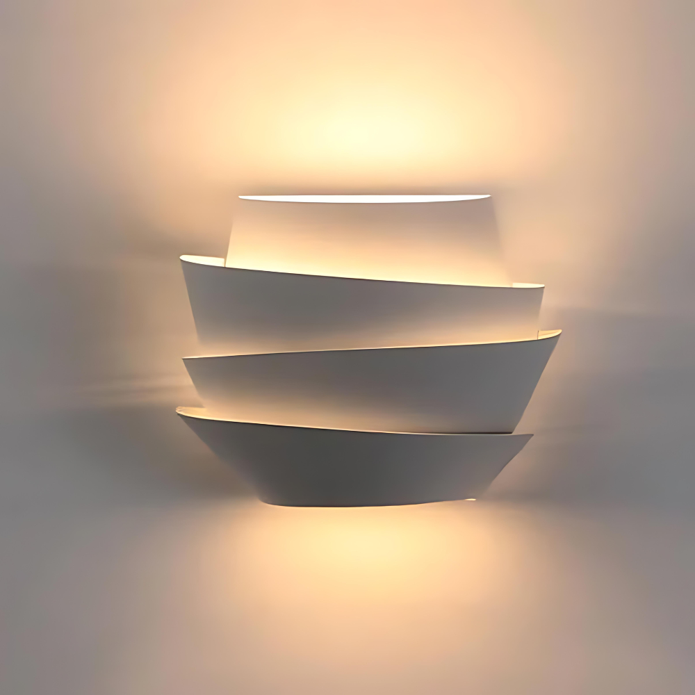 Scandi Light Wandlamp – Slank IJzeren Ontwerp