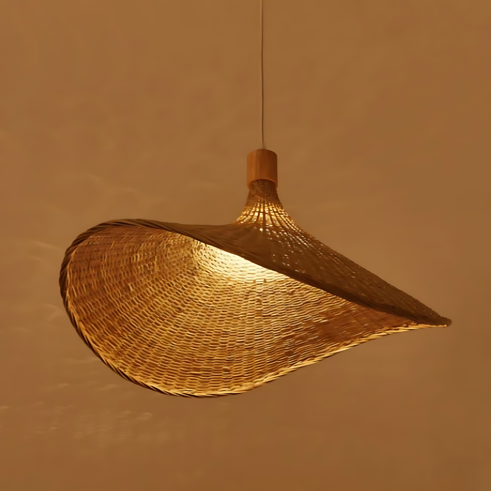 Rustikale Raphia Charm Rattanlampe