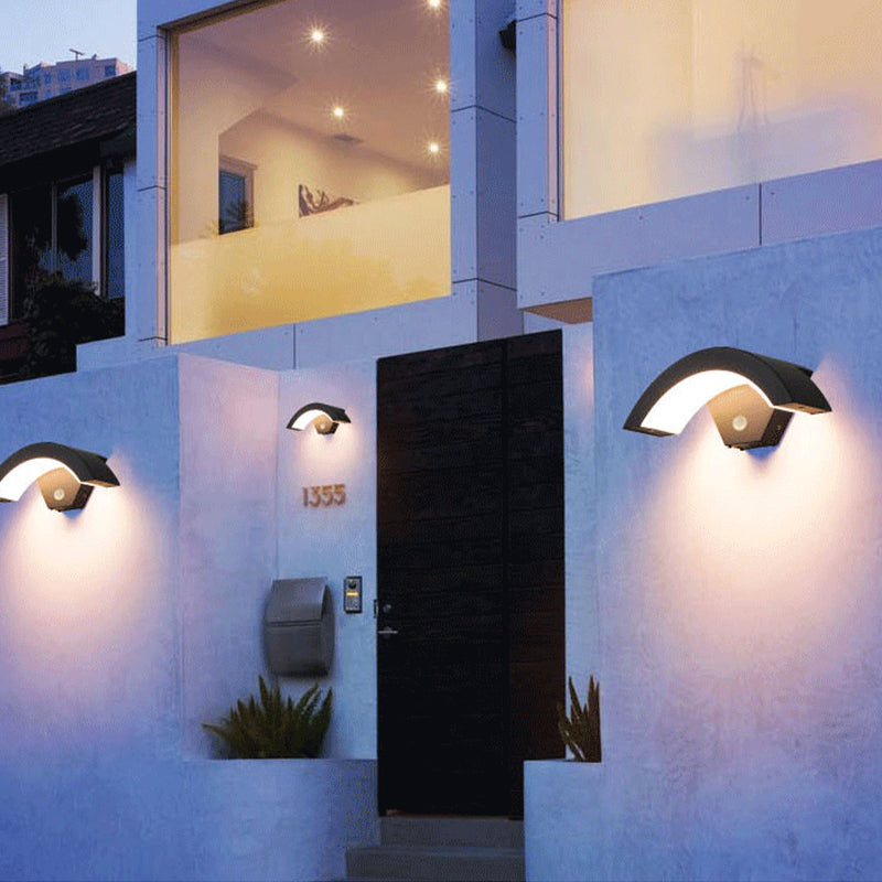 Nordic Arc Metal LED Outdoor Wall Lamp