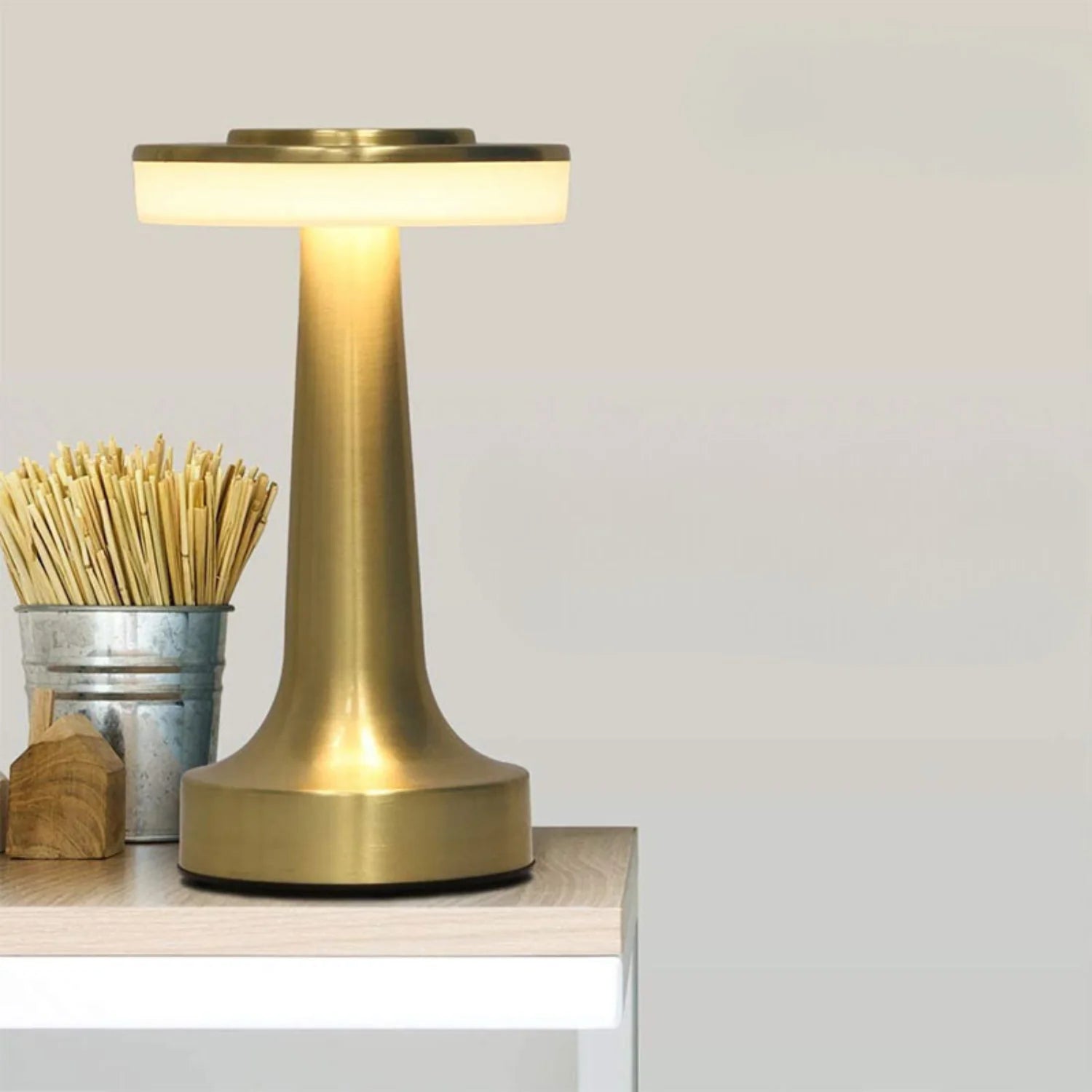 The Modern Radiance Wireless Table Lamp