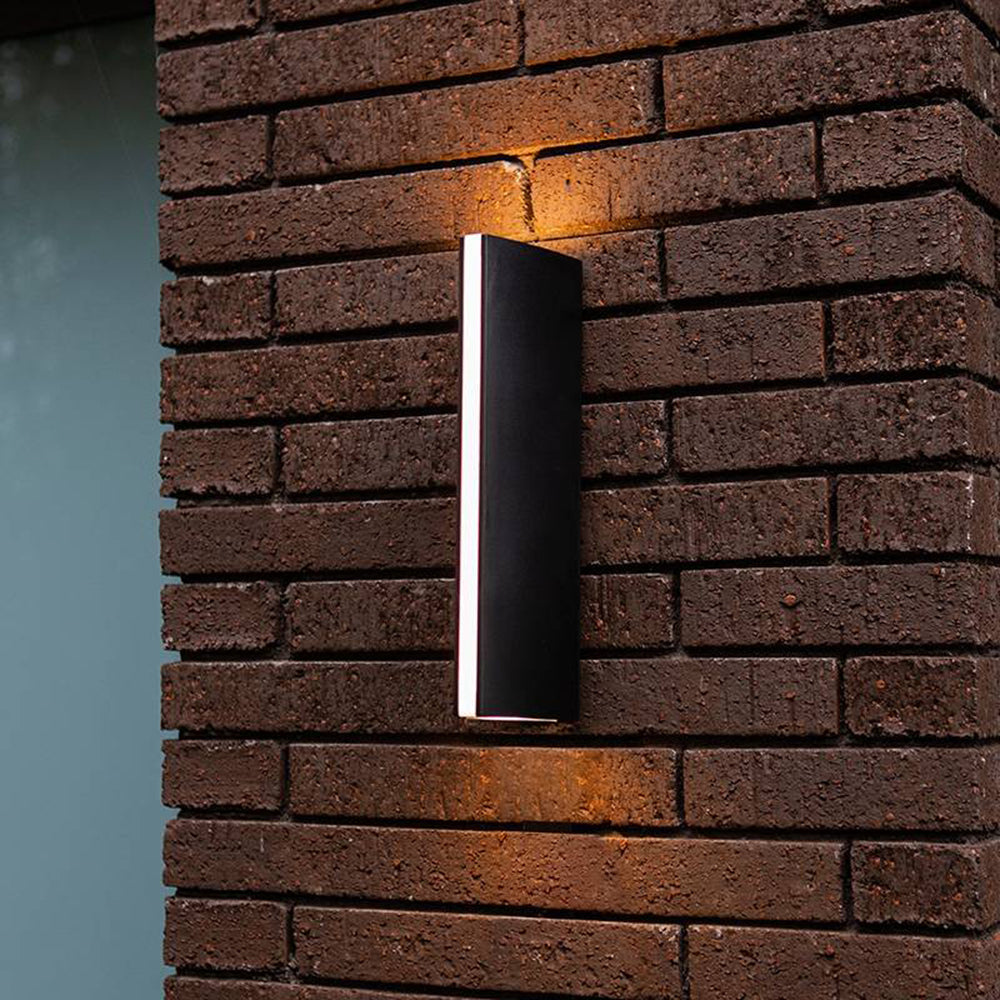 Modern Triangular Prism Outdoor Wall Lamp