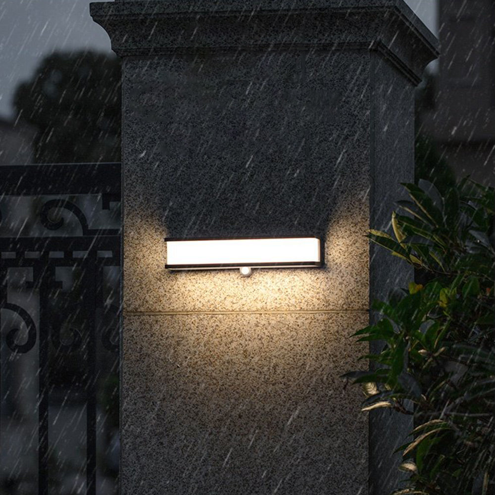 Modern Minimalist Rectangular Acrylic Sensor Solar IP65 Waterproof Outdoor Wall Lamp