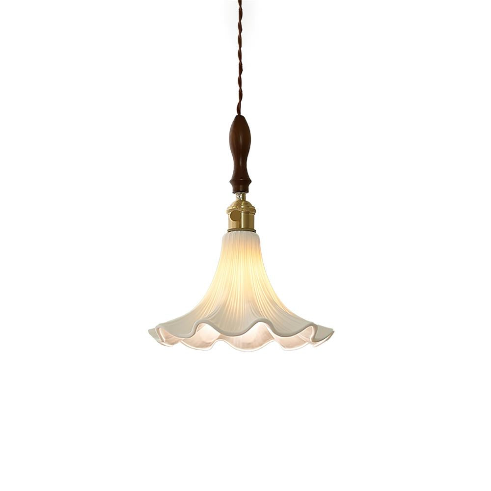 Petalis Charm French Petal Ceramic Pendant Light