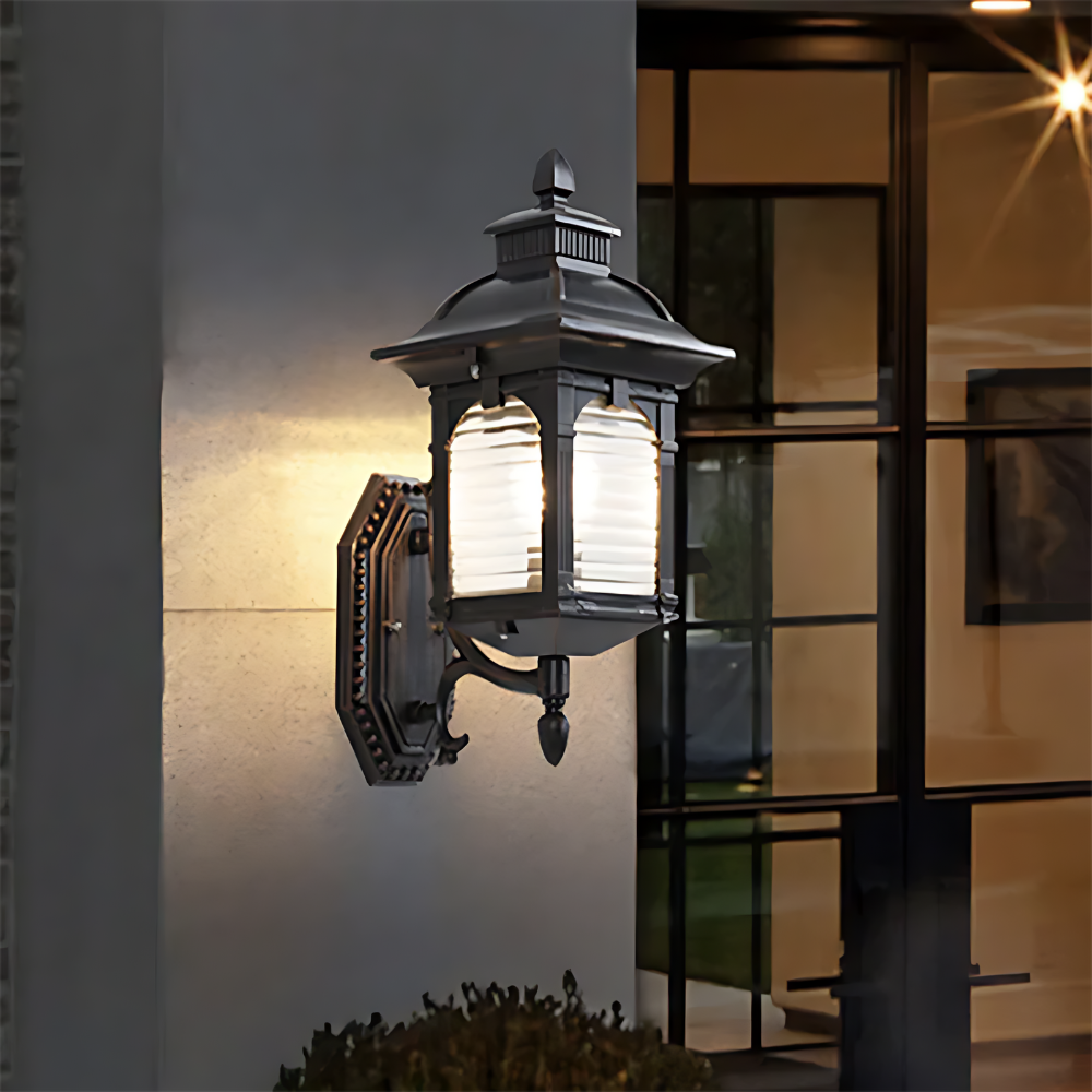 Classic Vintage Outdoor Lamp