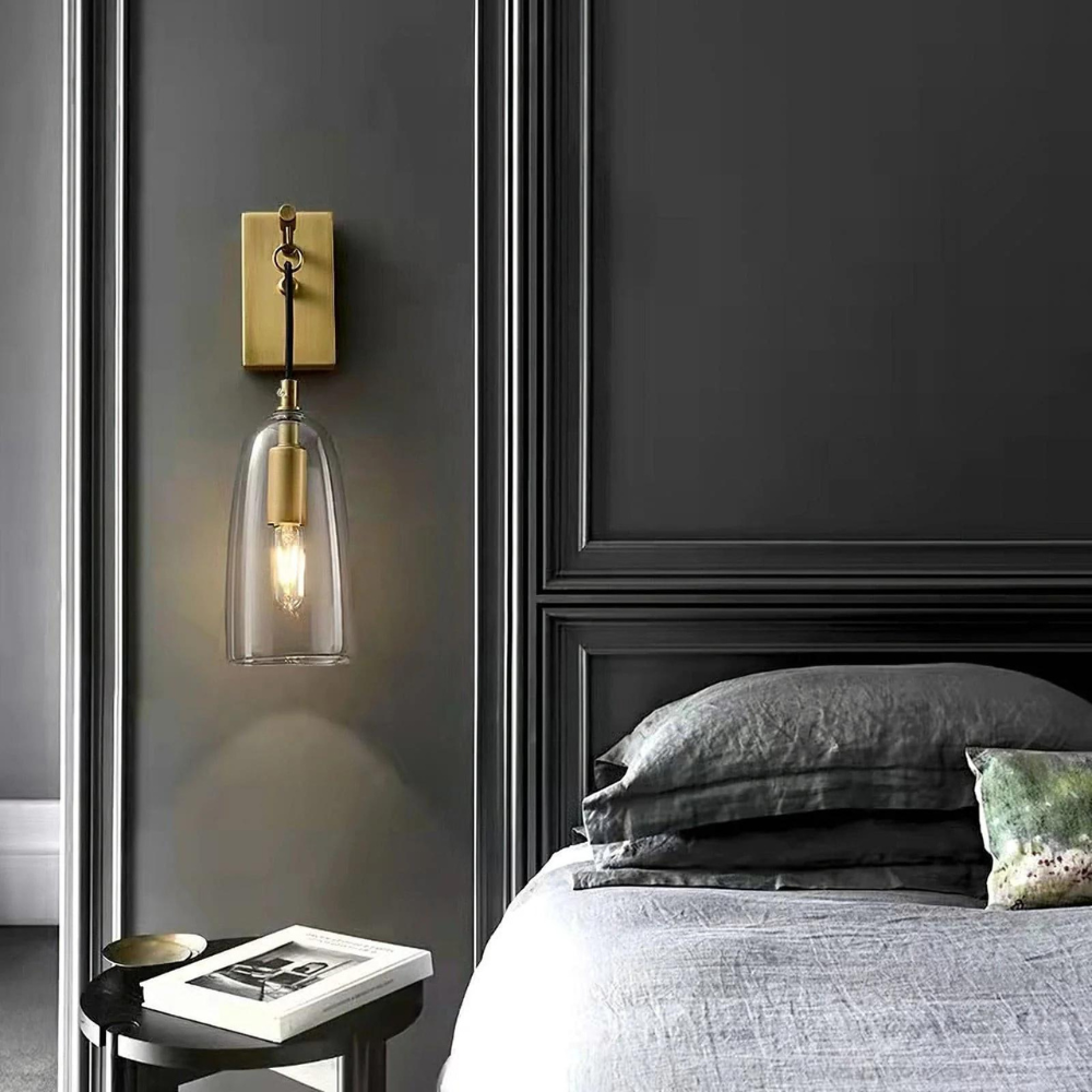 La lampe murale Lure Mystique