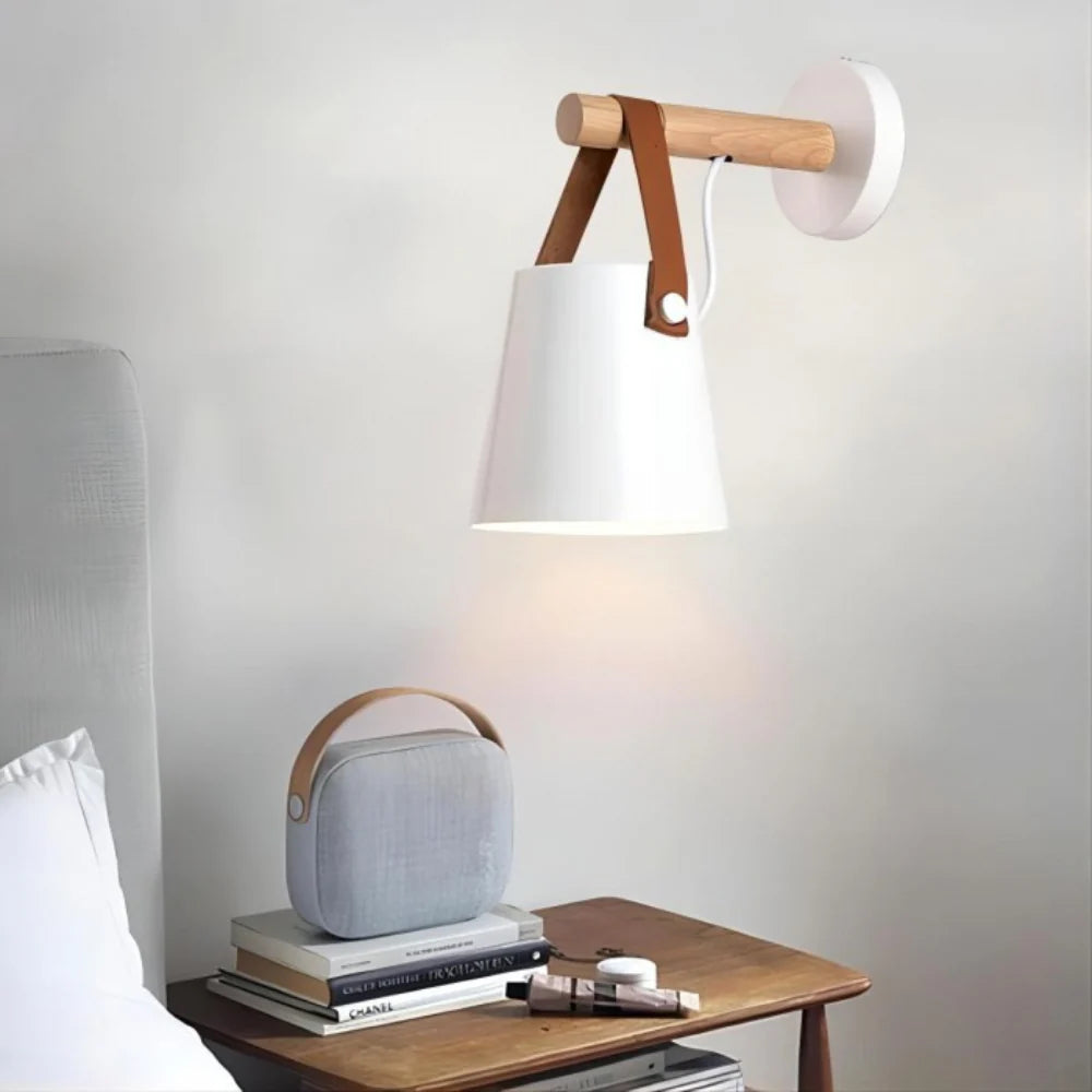 Pure Scandinavian Wall Lamp – Elegant Wood