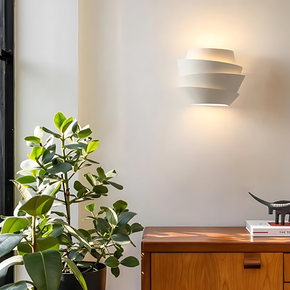 Lampada da Parete Scandi Light – Design in Ferro Elegante