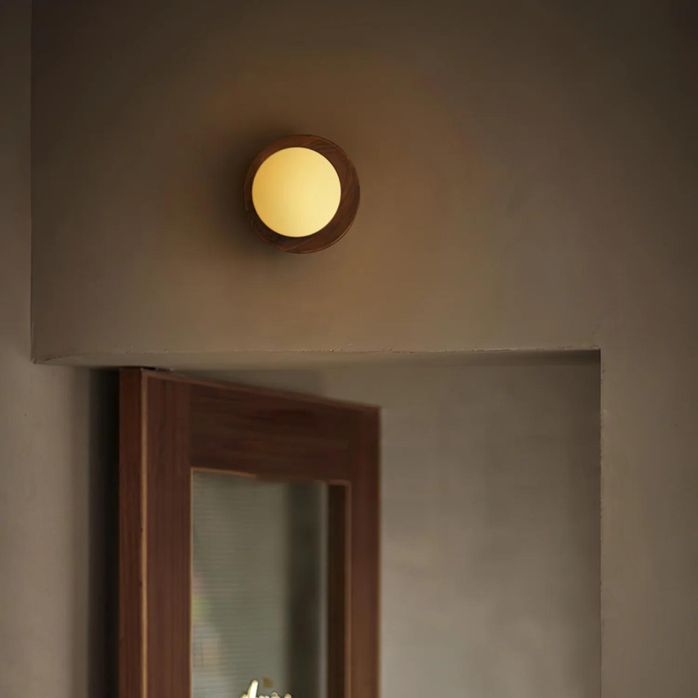 The Modern Tablet Wall Lamp