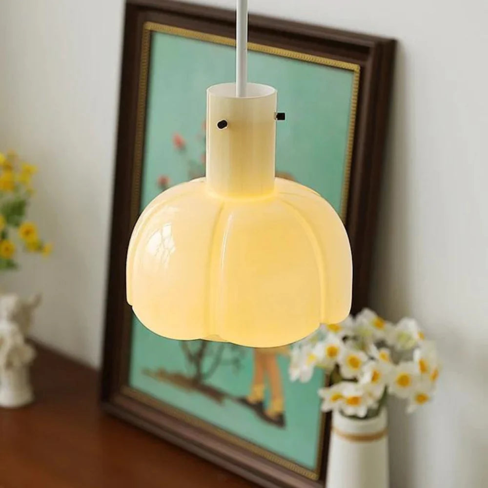 Radiance of Eloise Hanglamp