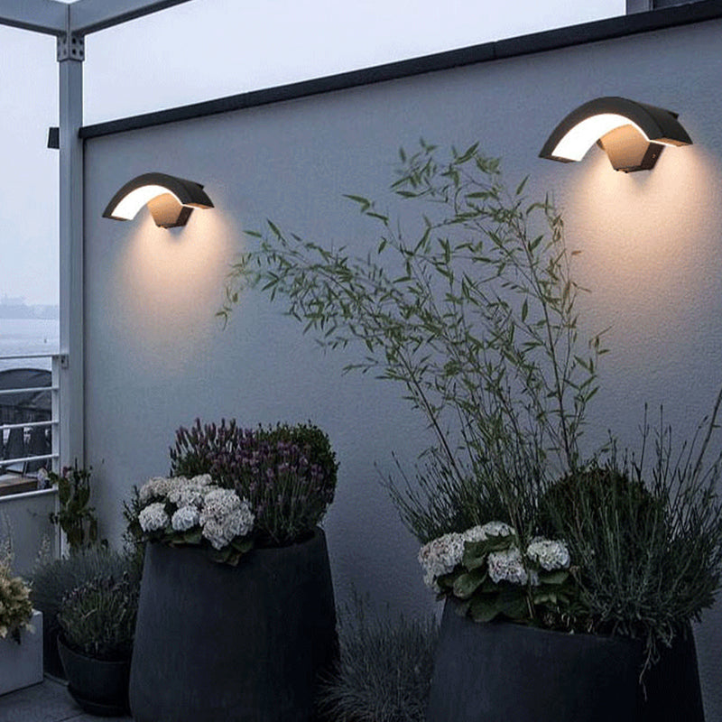 Nordic Arc Metal LED Outdoor Wall Lamp