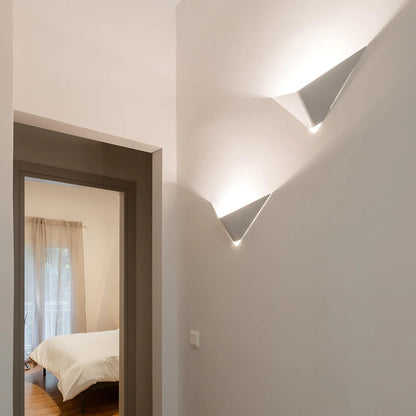 Modern Triangular Shard Wall Lamp