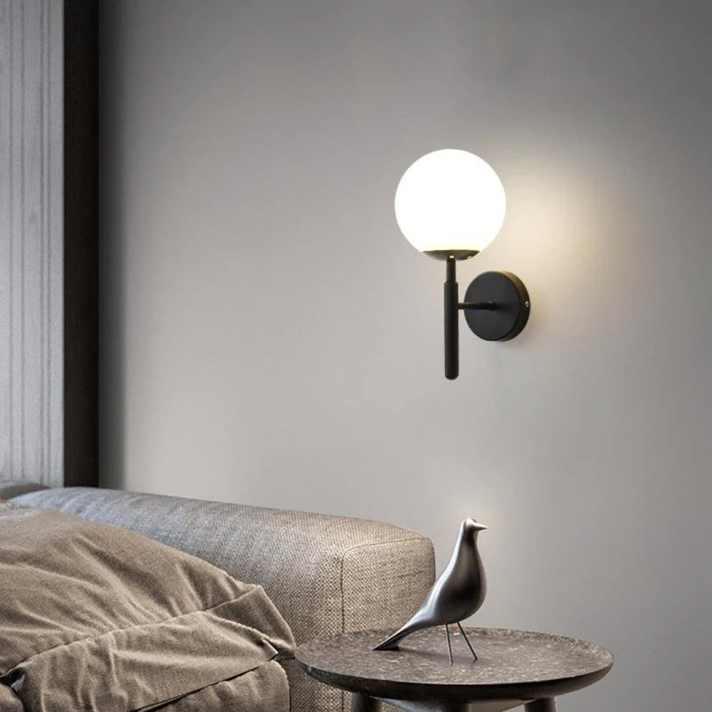 La lampe murale Milky Glow