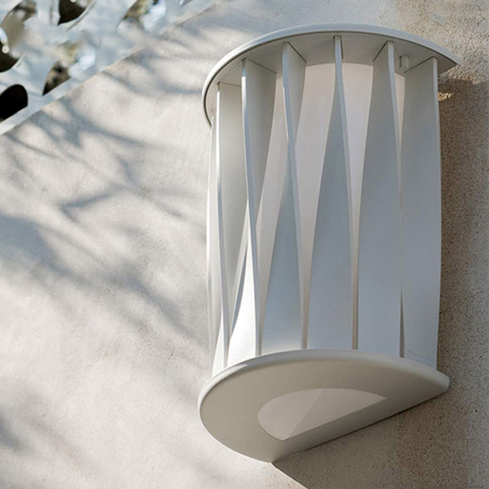 Semi-cylindrical Acrylic Outdoor Wall Lamp