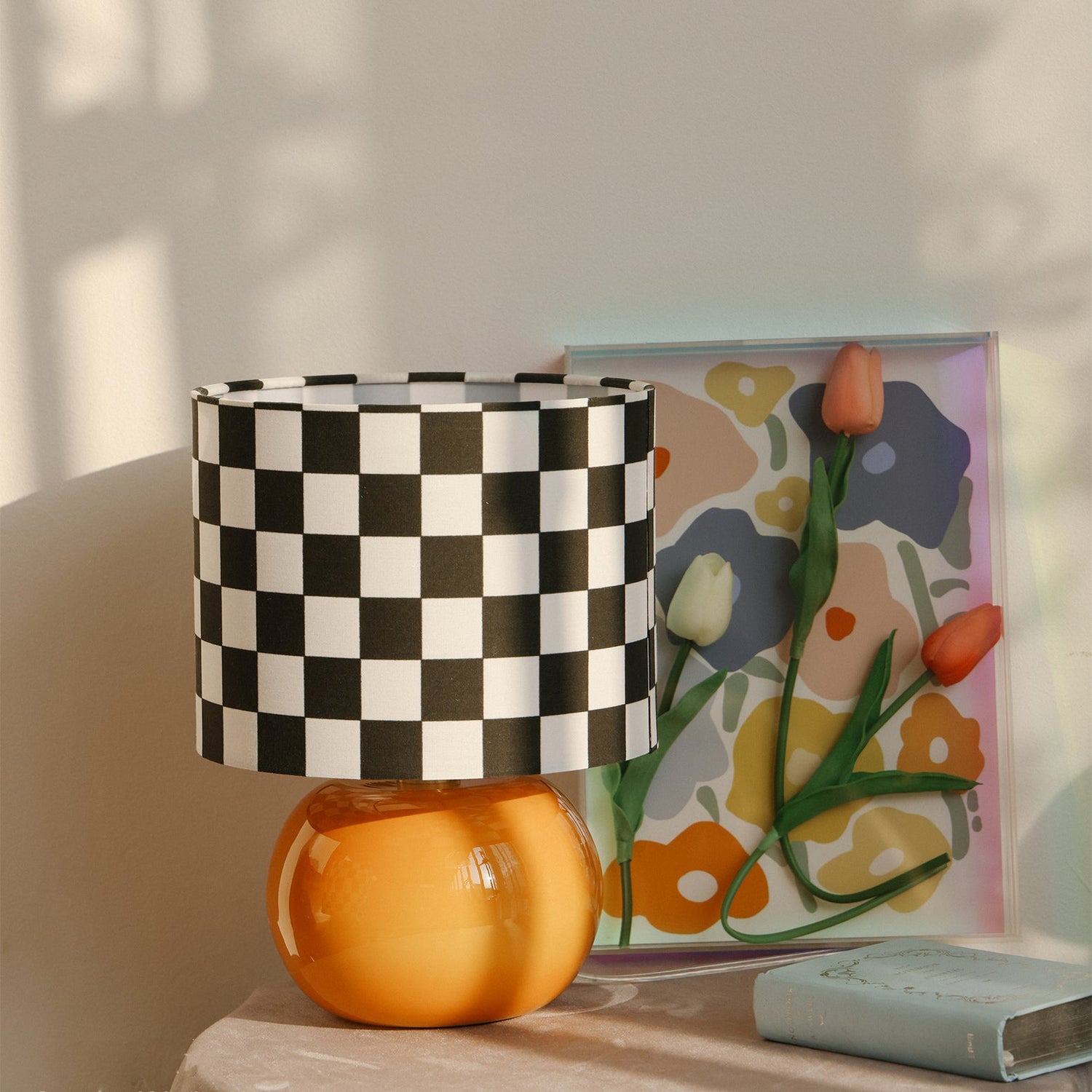 Classic Checkerboard Glass Table Lamp