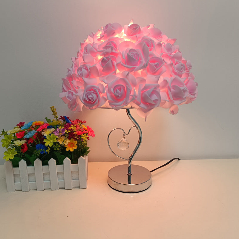 Creative Flower Iron Fabric Table Lamp