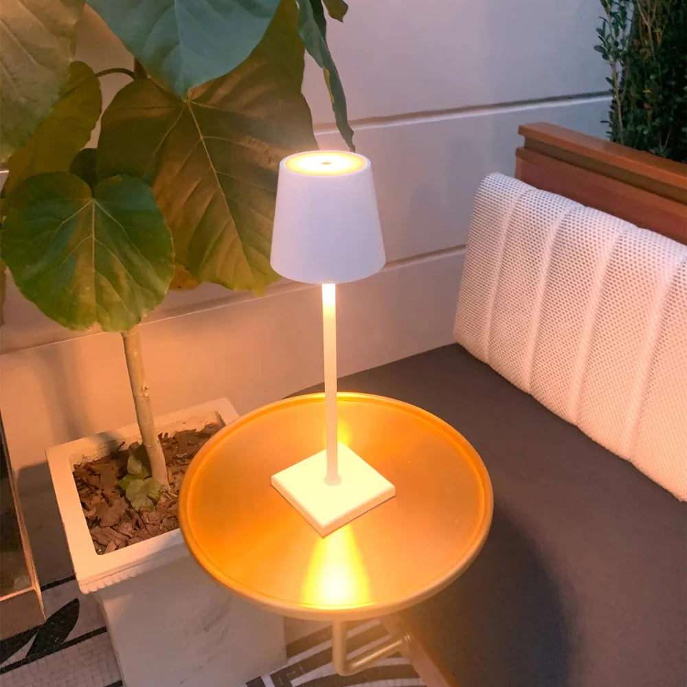 The Golden Glow Wireless Table Lamp