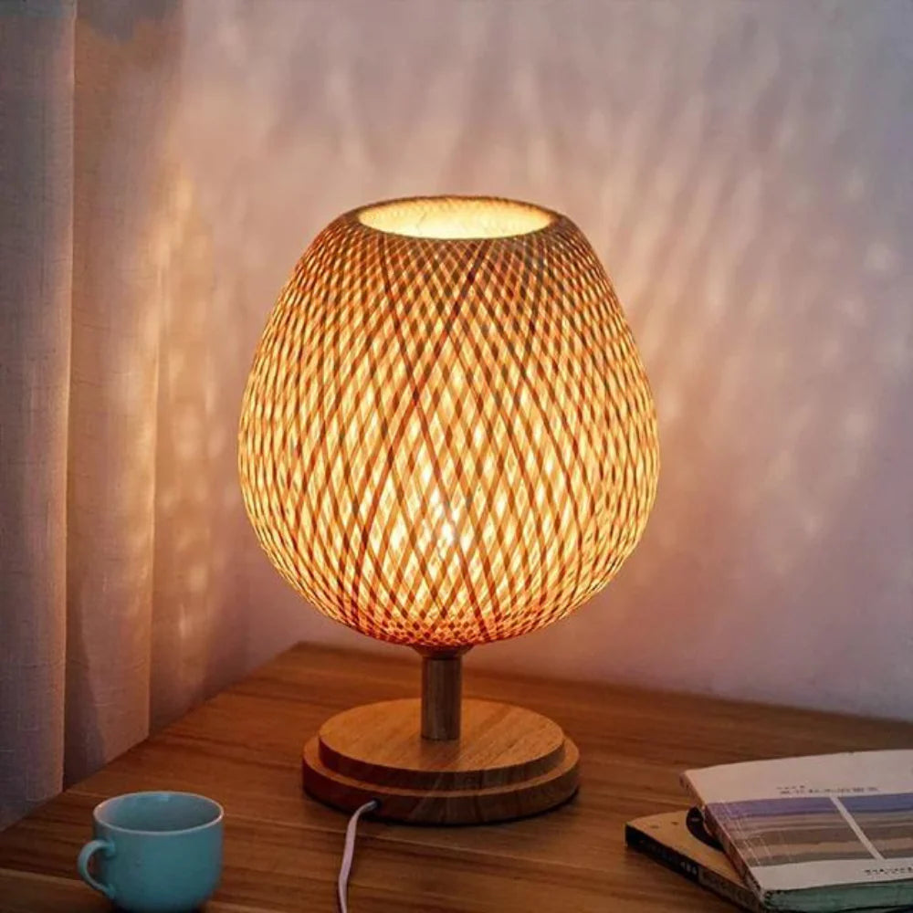 Lampe de table en bambou durable fait main