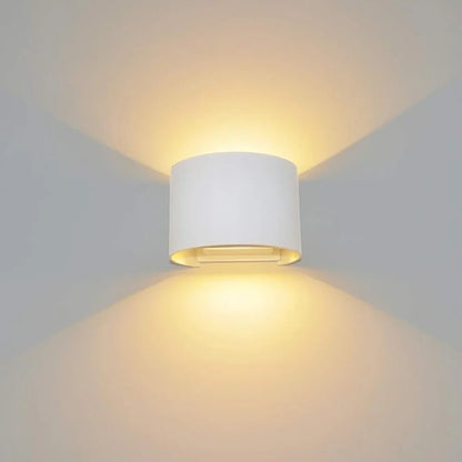 The Minimalist Cube Wall Lamp