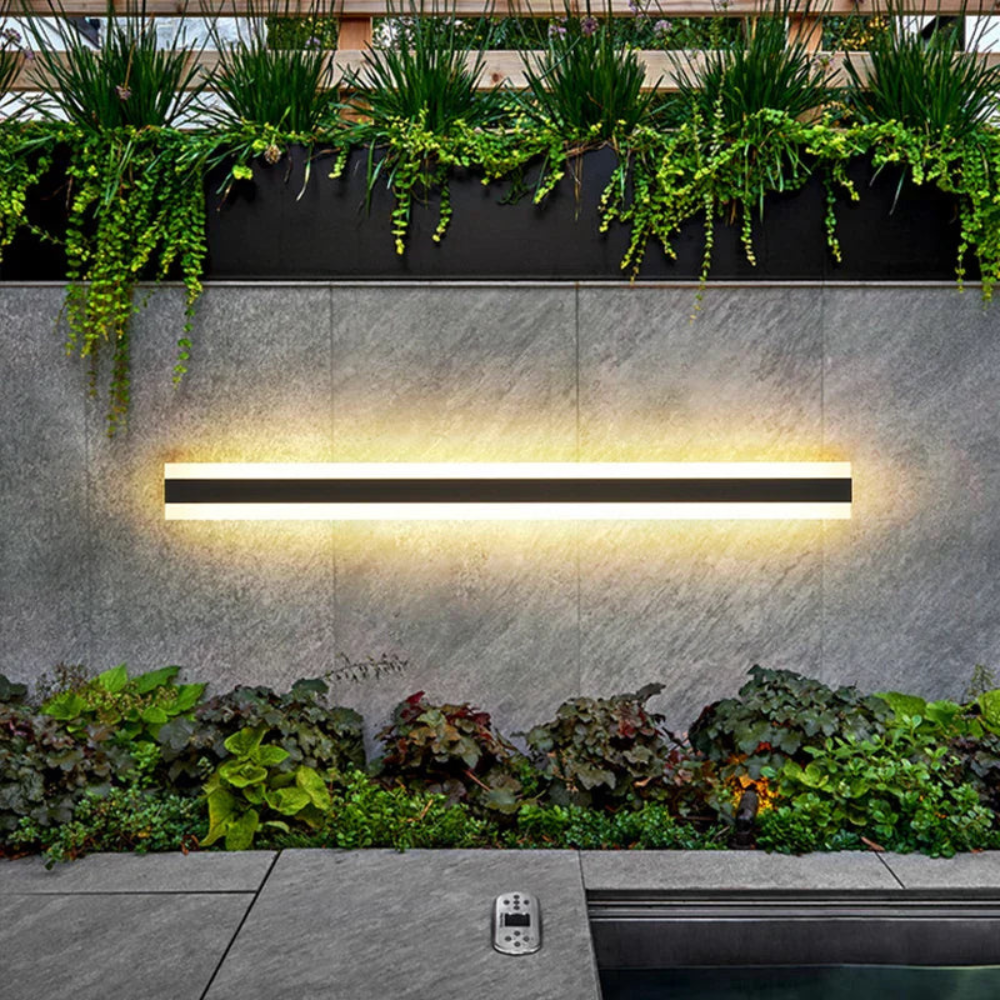 Sleek Outdoor Wall Lamp