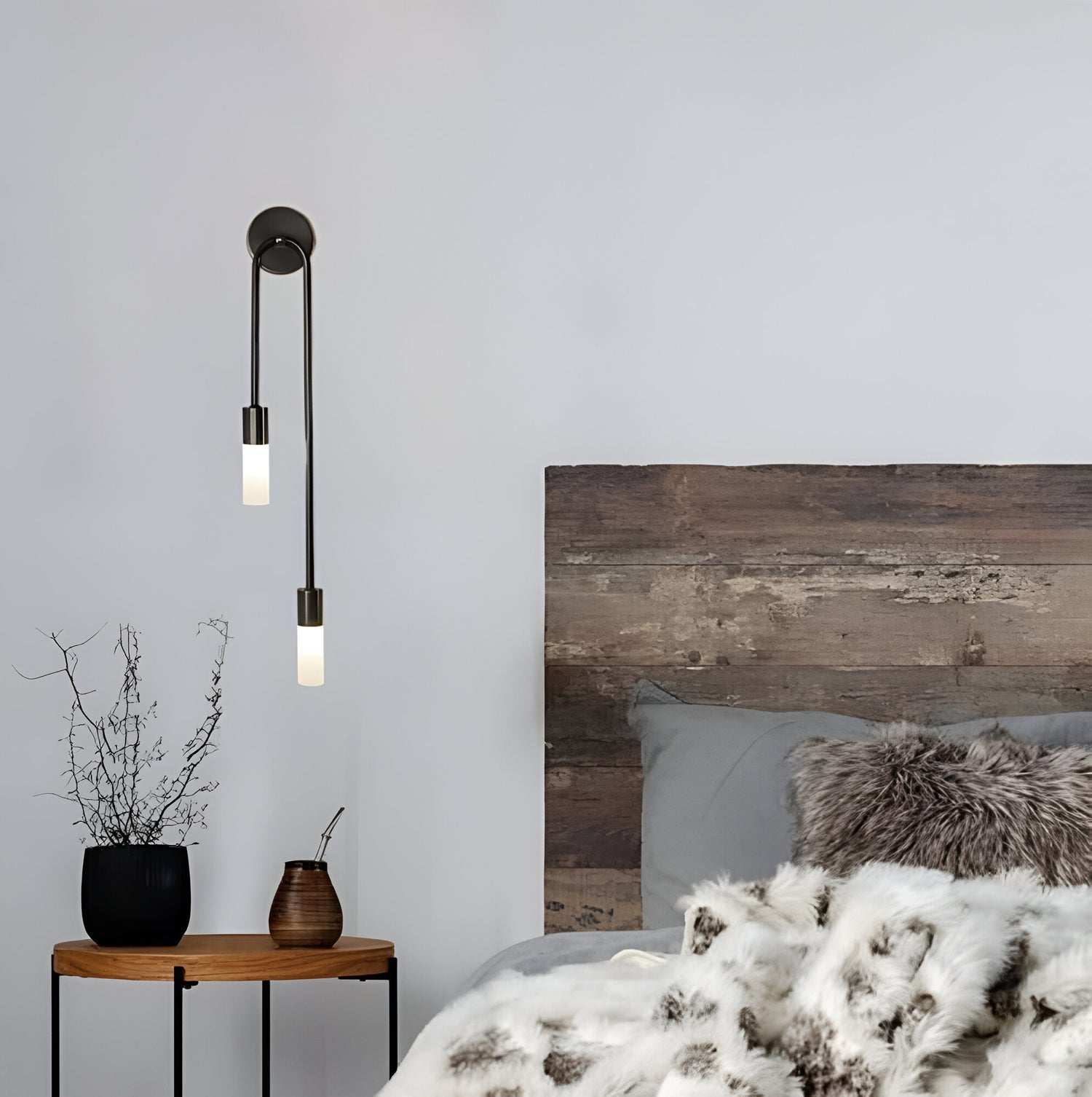 Nordic Modern Simplicity Iron &amp; Acrylic Long Tube Wall Light