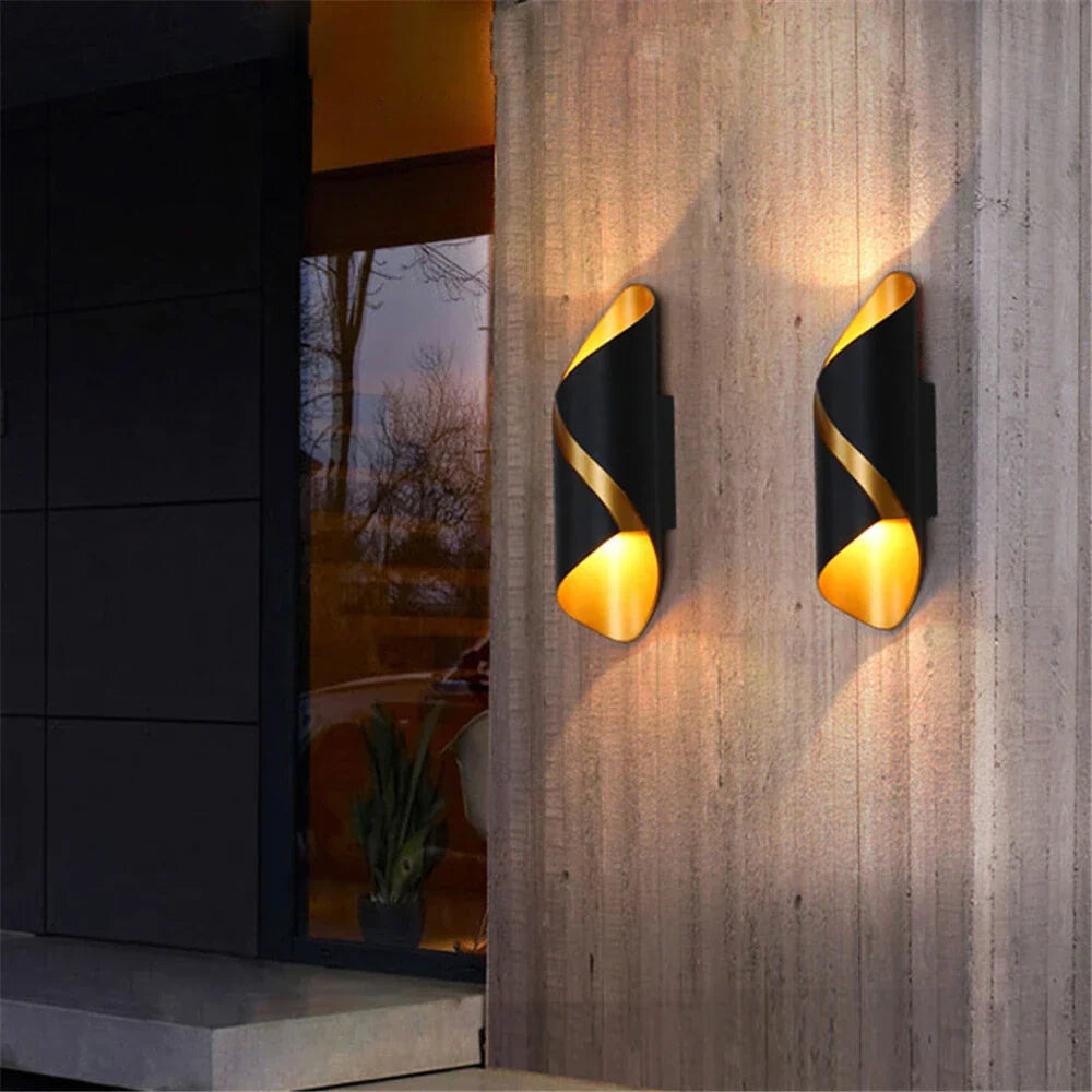 Luminous Water Essence Outdoor Wall Lamp