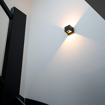 La lámpara de pared recargable Bright Square