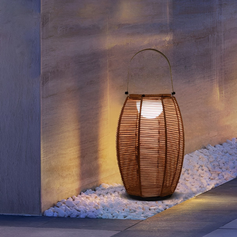 The Radiance of the Wanderer Floor Lamp