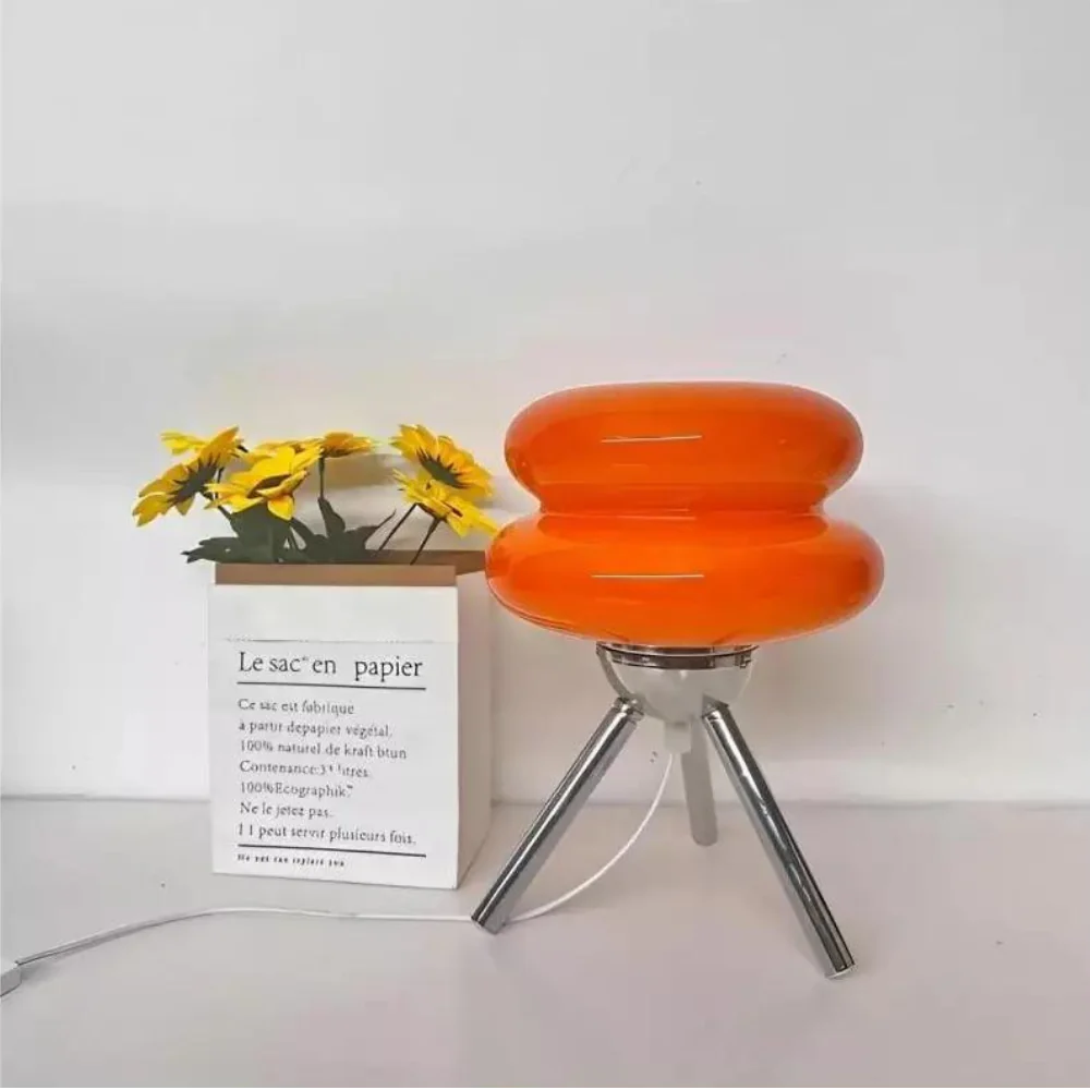 Lámpara de mesa trípode sueño pastel