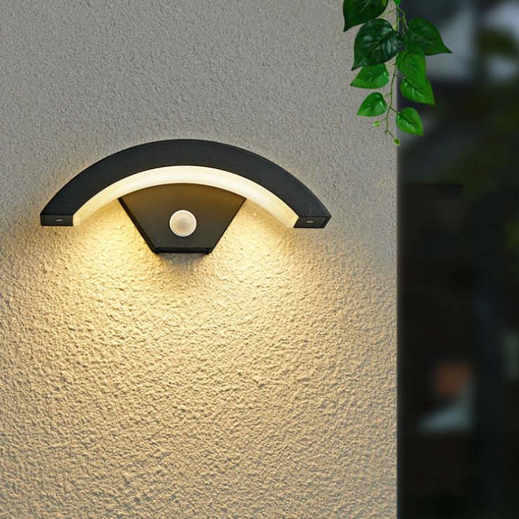 Lámpara de pared exterior LED IP65 a prueba de agua Nordic Arc Metal