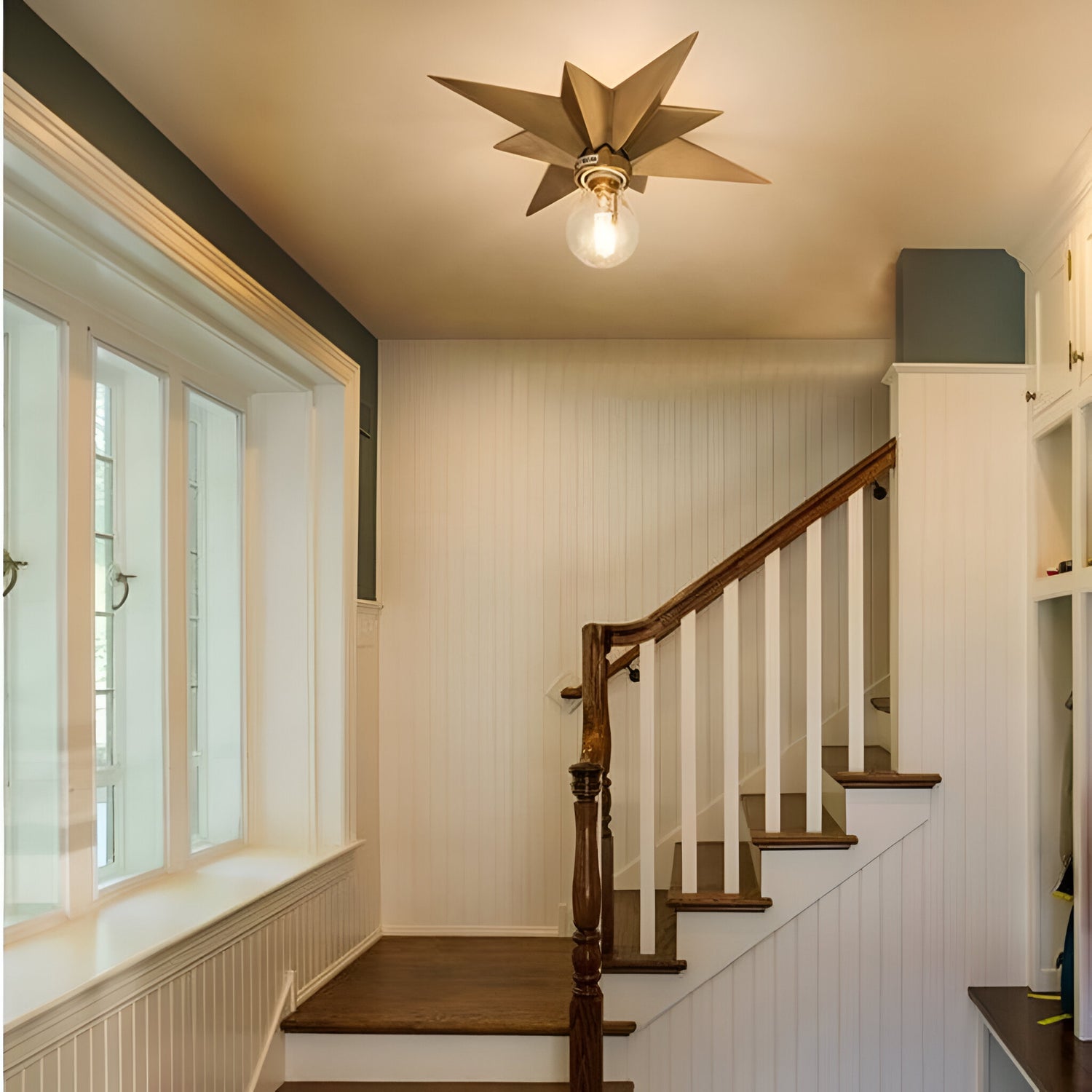 Modern Star-Shaped Ceiling Lamp