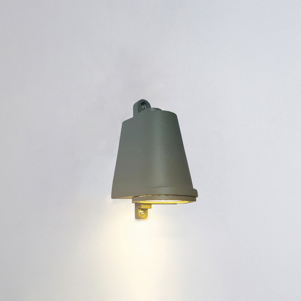 Lampe murale extérieure en métal industriel en forme de cloche, étanche IP65