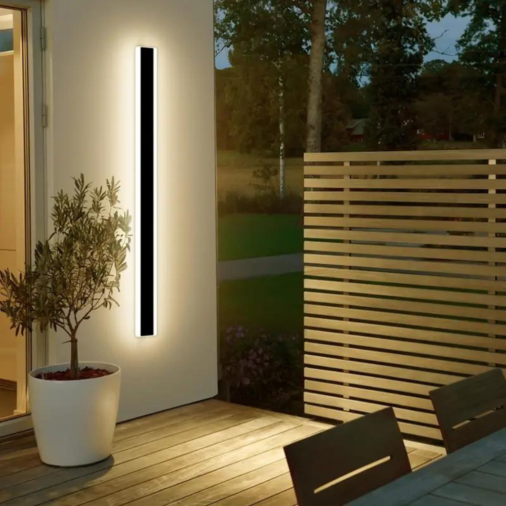 Sleek Outdoor Wall Lamp