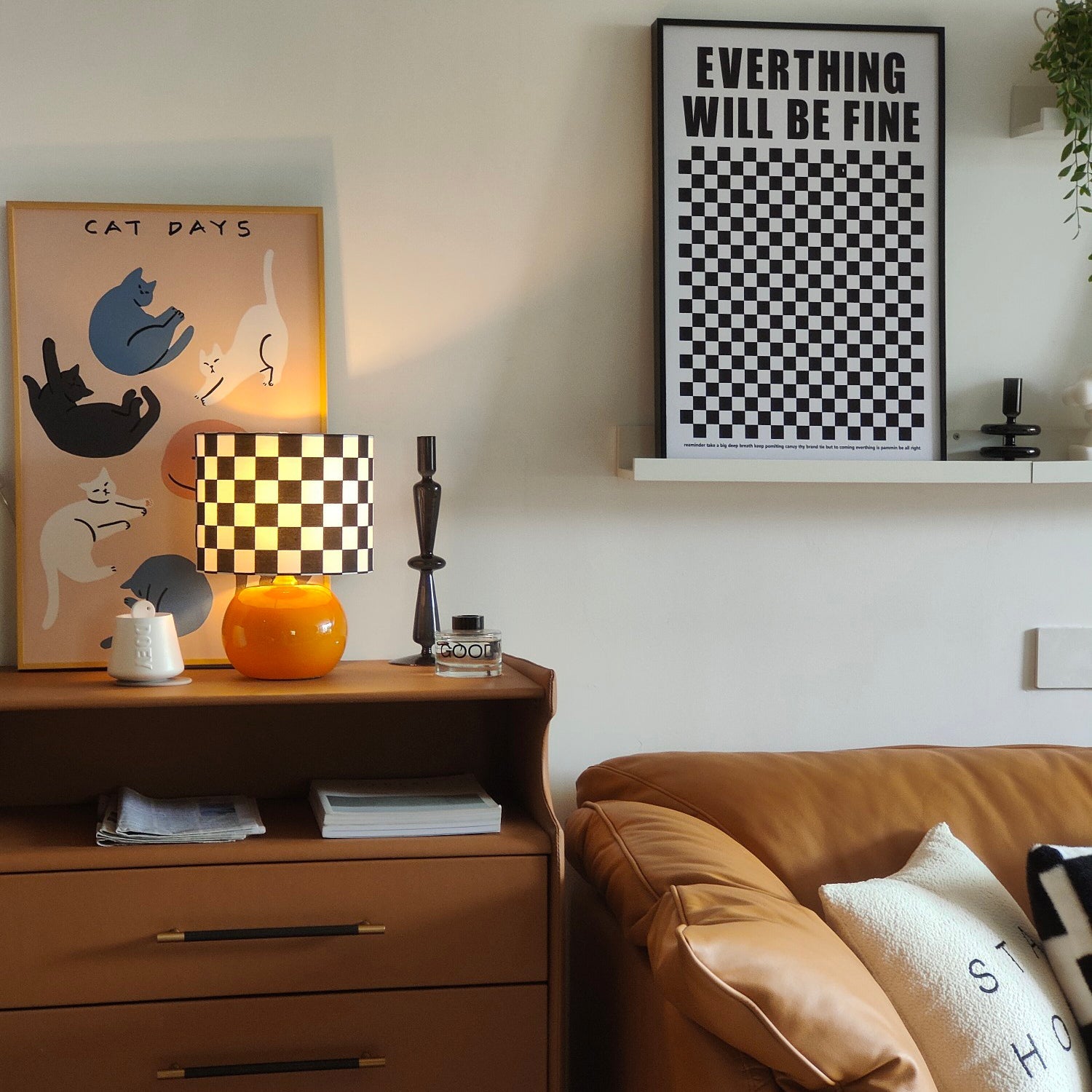 Classic Checkerboard Glass Table Lamp