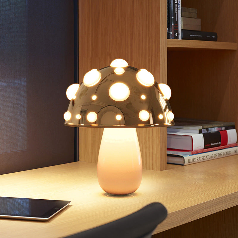 Lampe de table LED champignon créatif contemporain