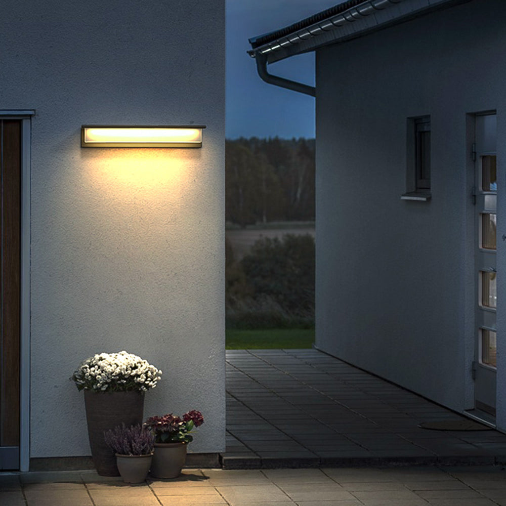 Modern Rectangular IP65 Waterproof Outdoor Solar Wall Lamp