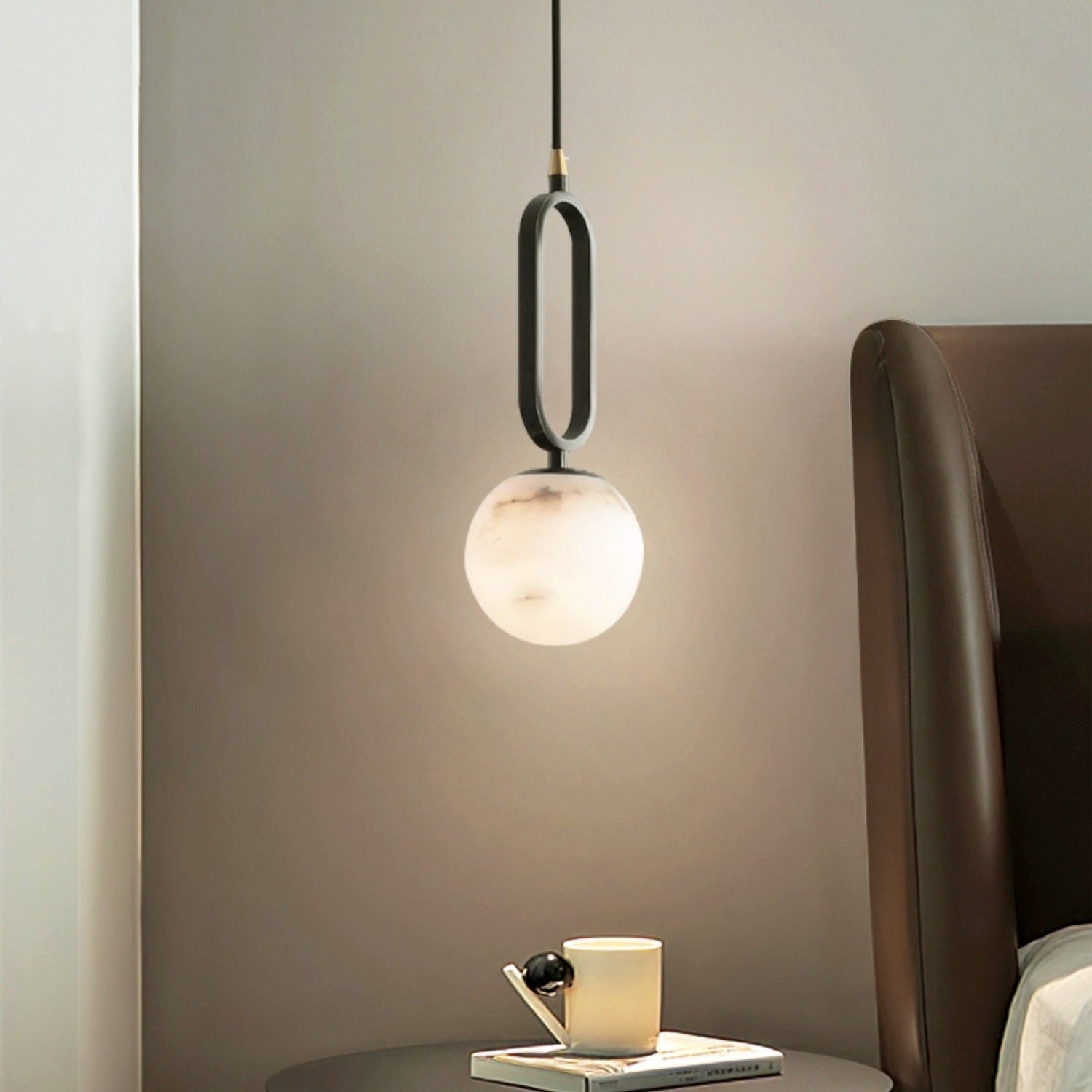 Alabaster Oval Ring Pendant Lamp