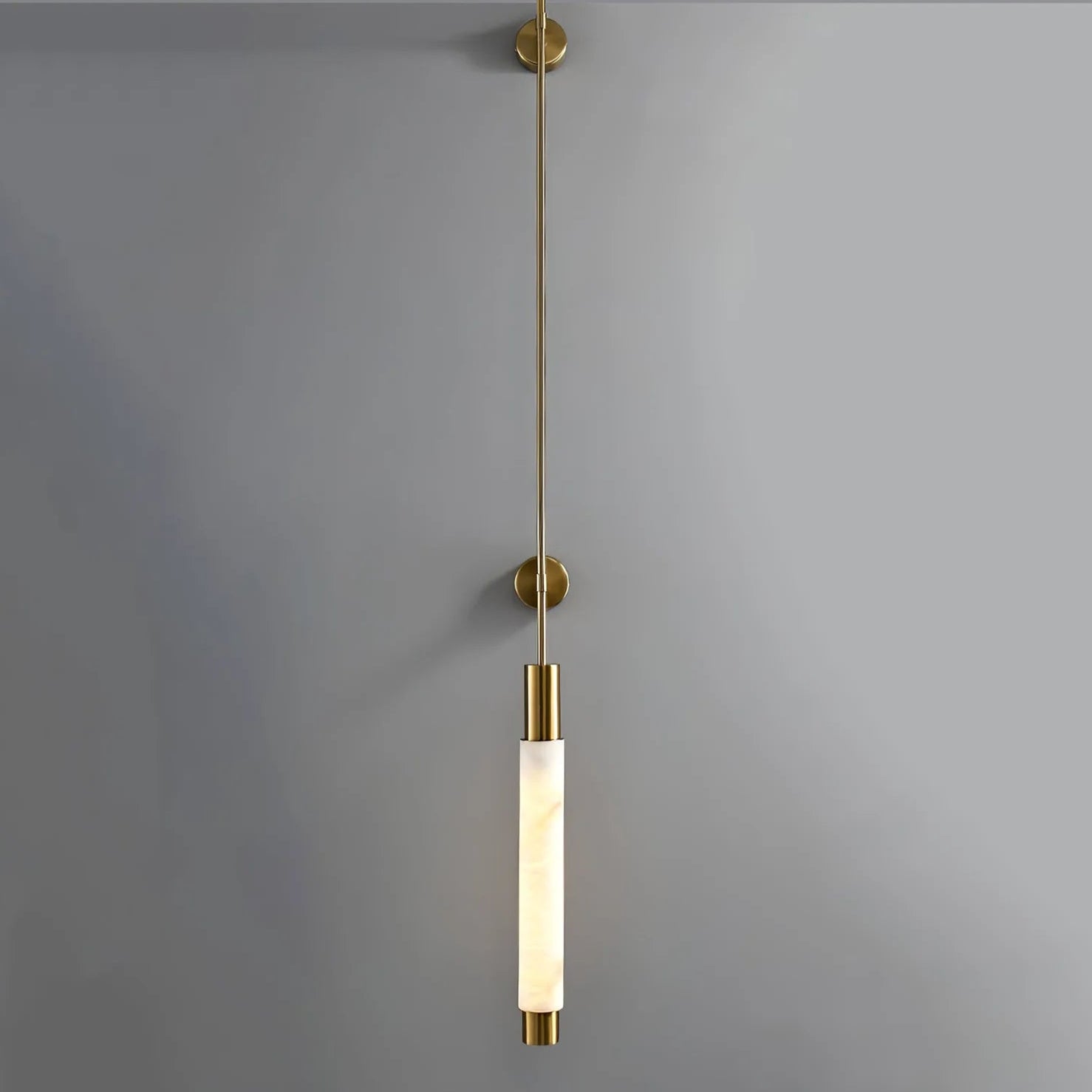 Verita Column Alabaster Minimalist Vertical Wall Lamp