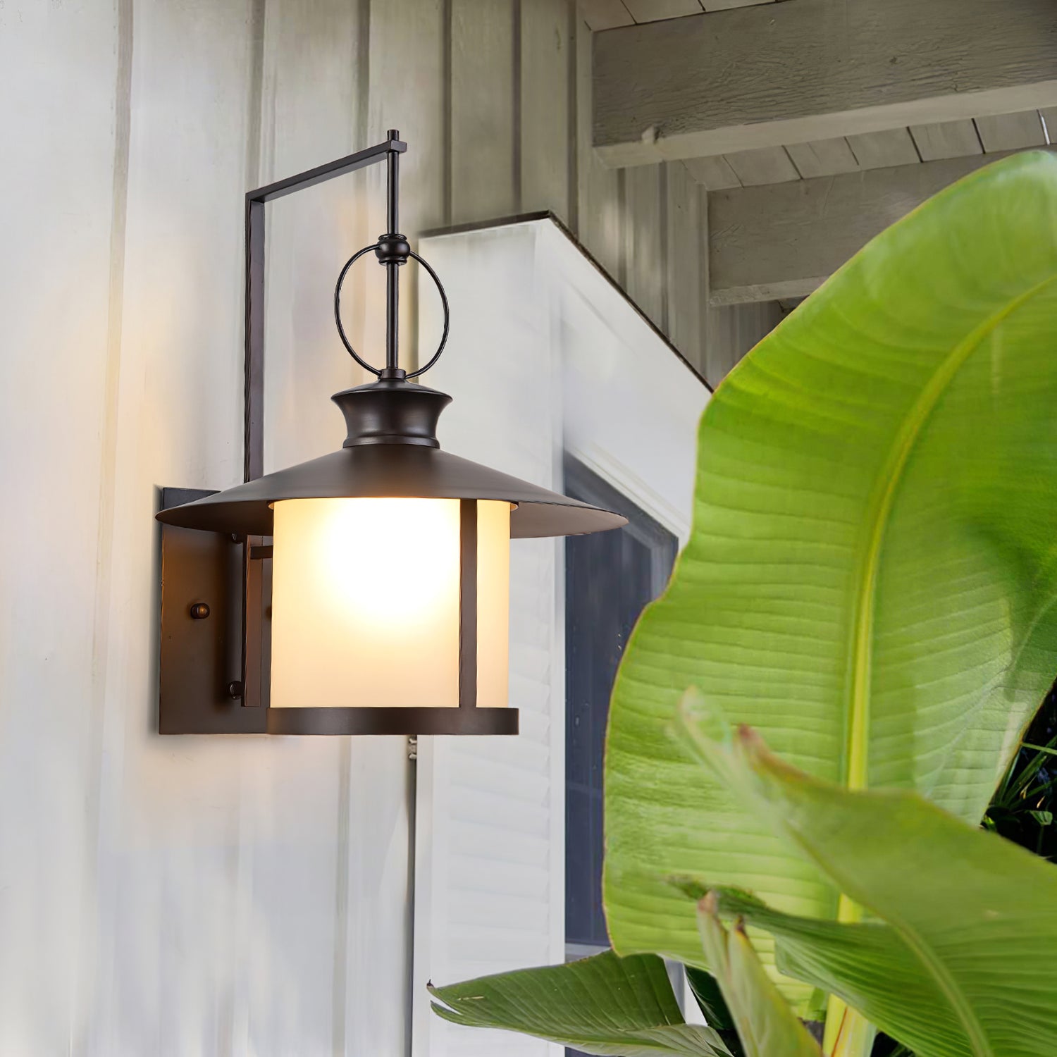 Retro Alicia Outdoor Wall Light