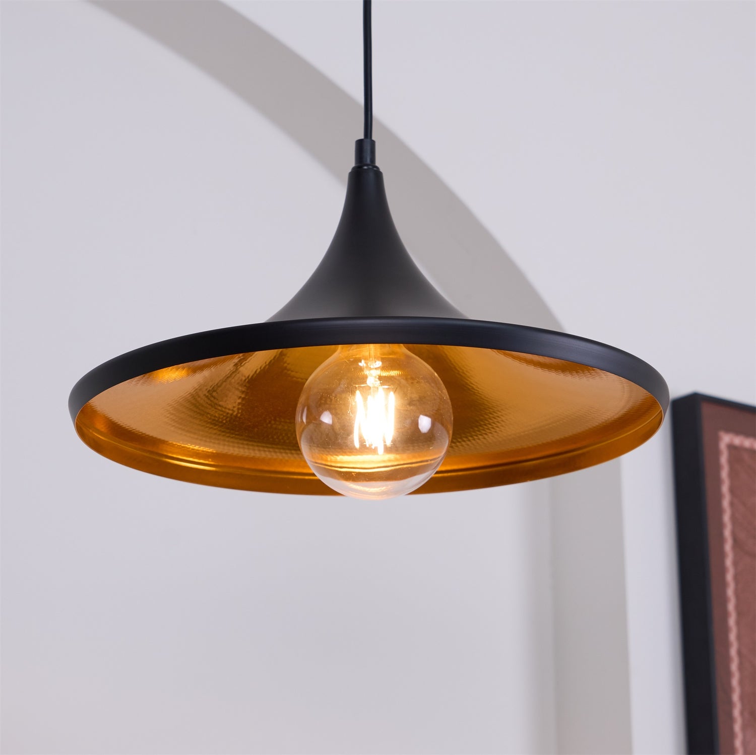 Elegant Beat Pendant Lamp