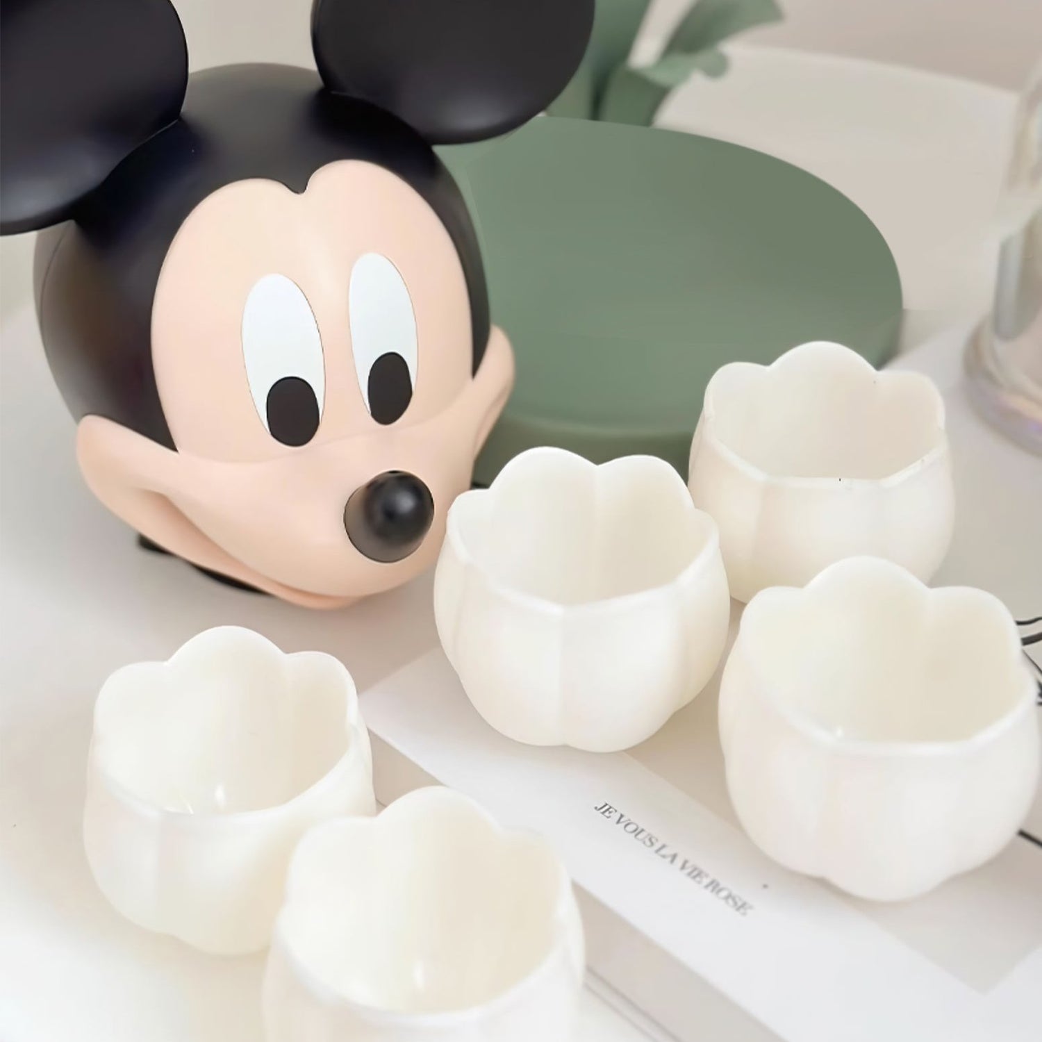 Bell Orchid Nordic Iron Glass Flower Table Light