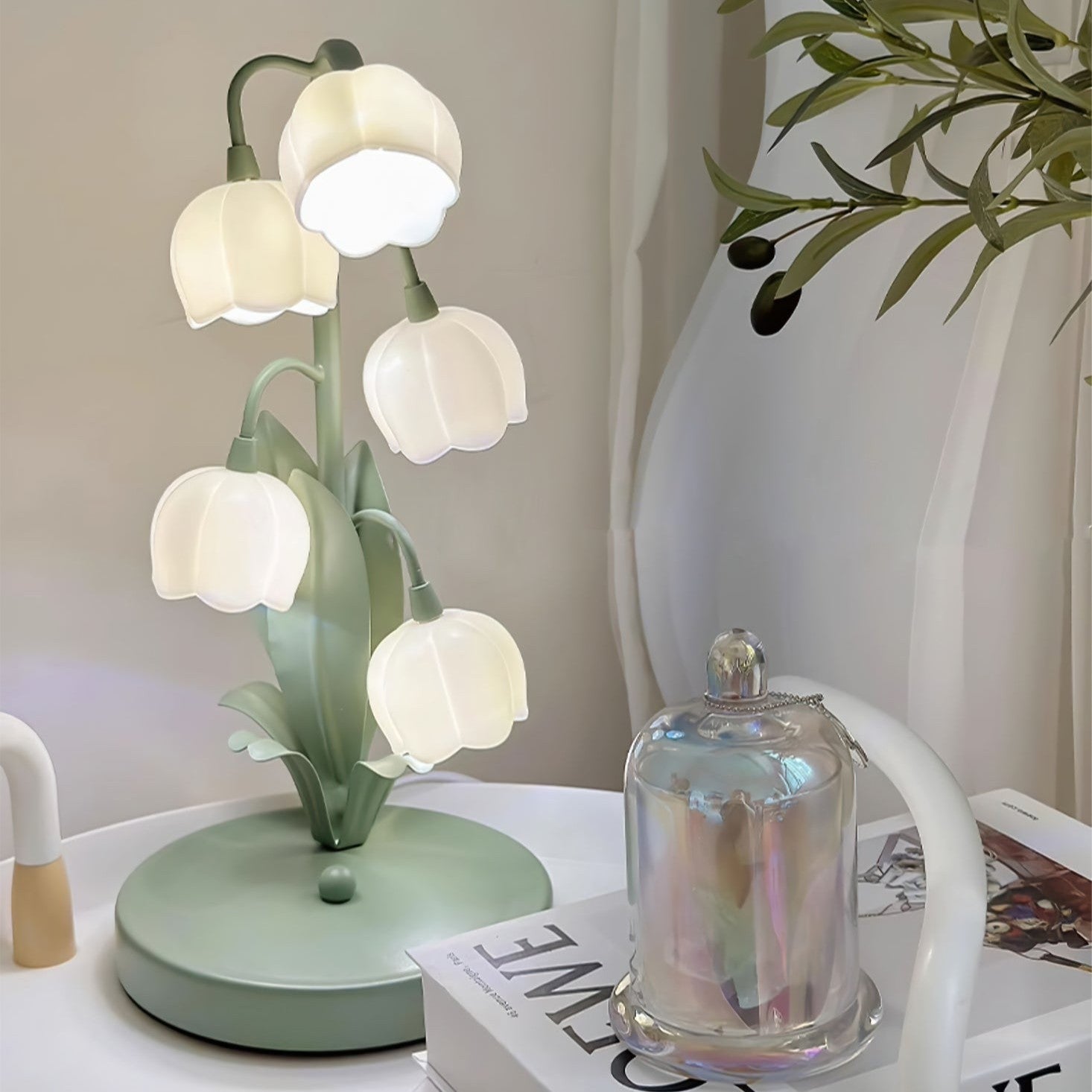 Bell Orchid Nordic Iron Glass Flower Table Light