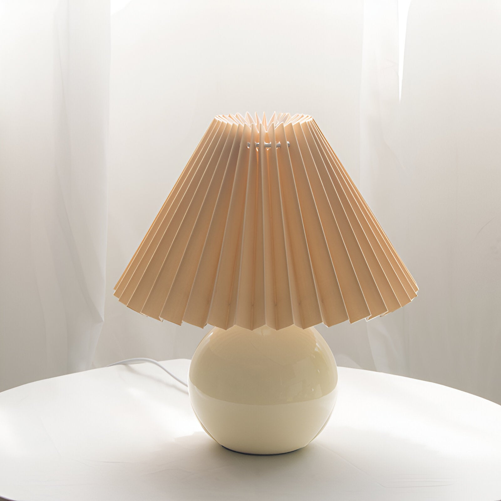 Modern Ceramic Retro Pleated Cone Shape Table Lamp