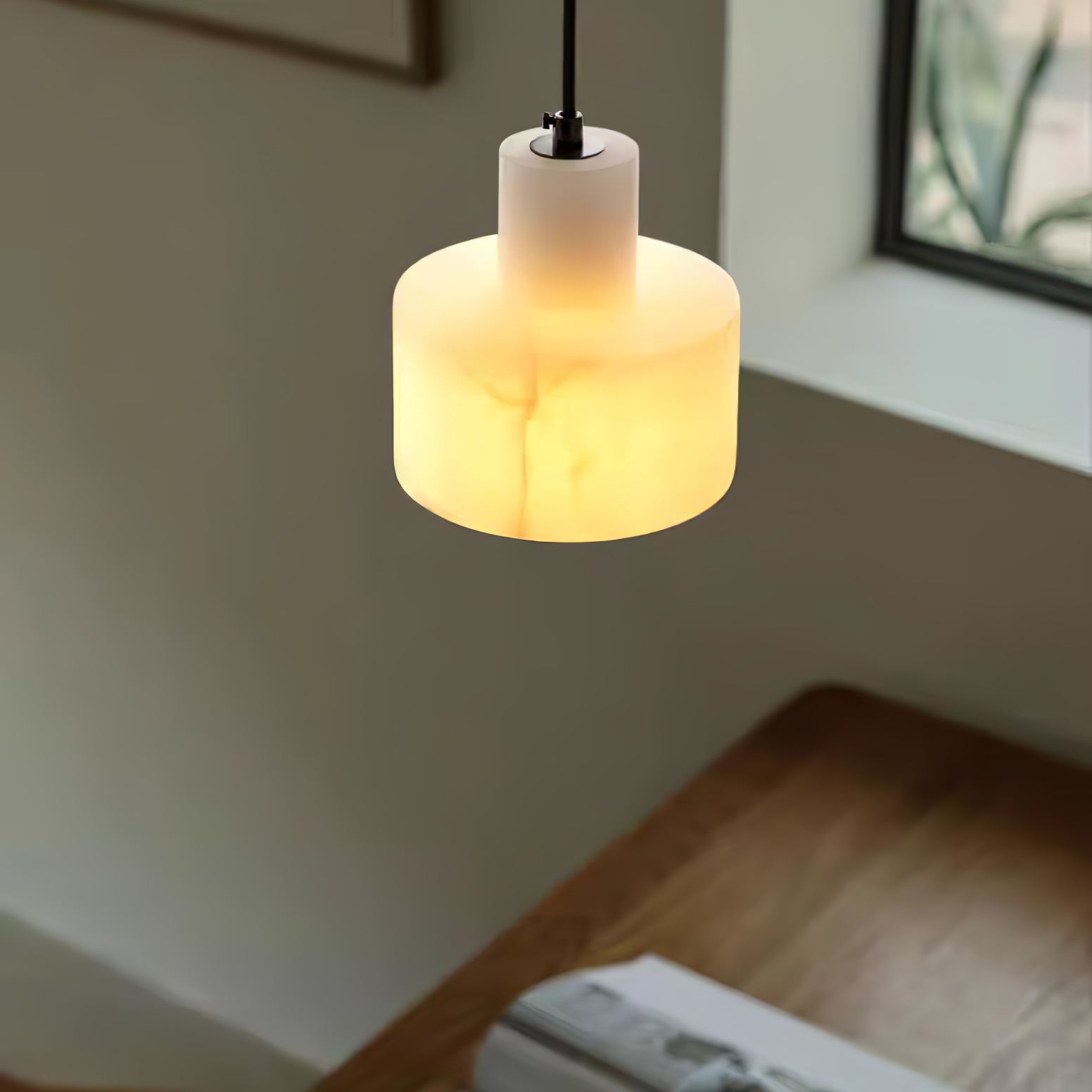 Lampe suspendue en albâtre cylindrique