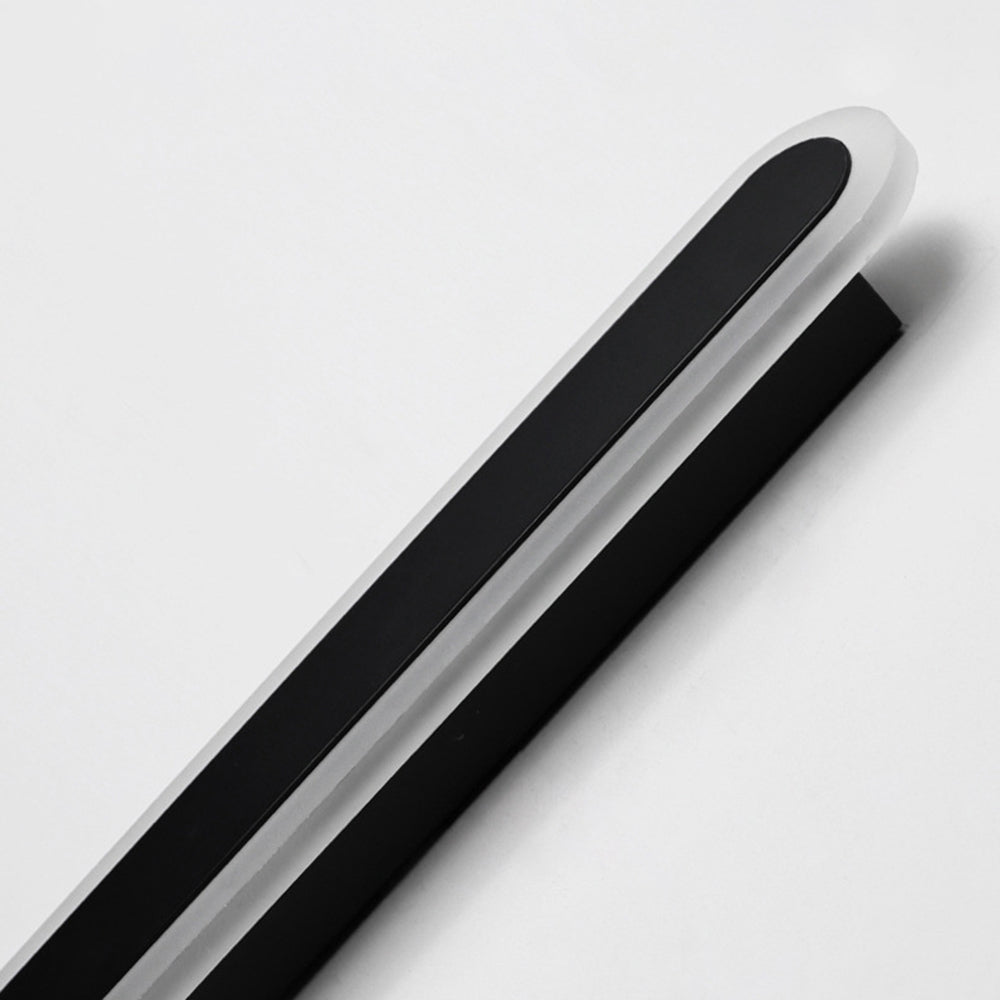 Edge Minimalist Metal Outdoor Linear Lamp