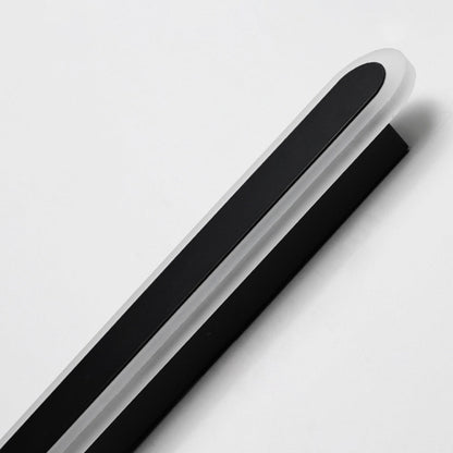 Edge Minimalist Metal Outdoor Linear Lamp