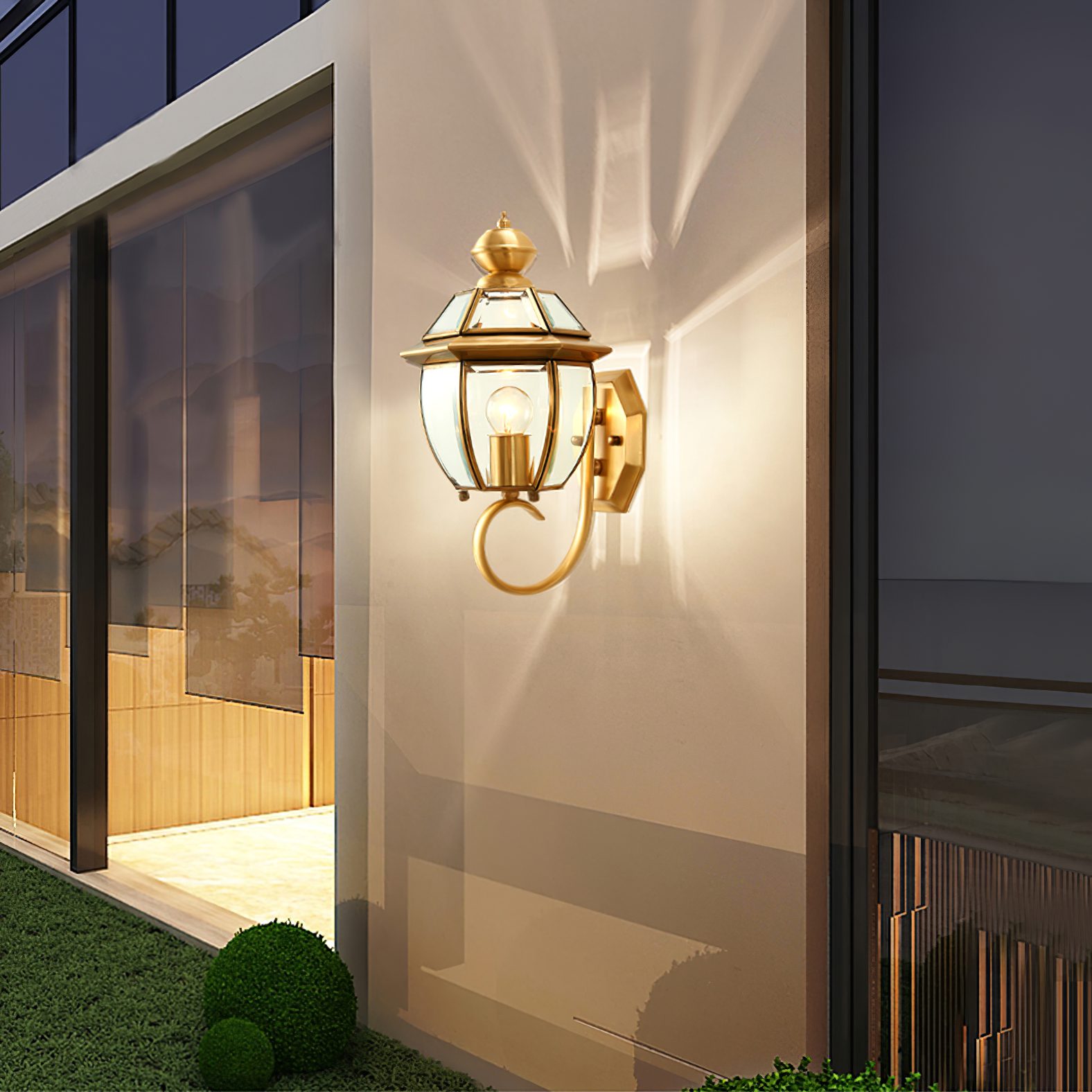 Antique Brass Retro Outdoor Wall Lamp