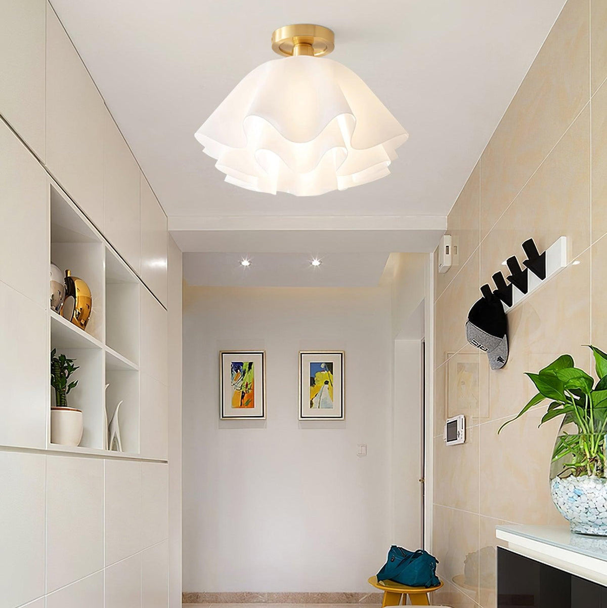 Lustra Pleated Retro Brass Acrylic Ceiling Light