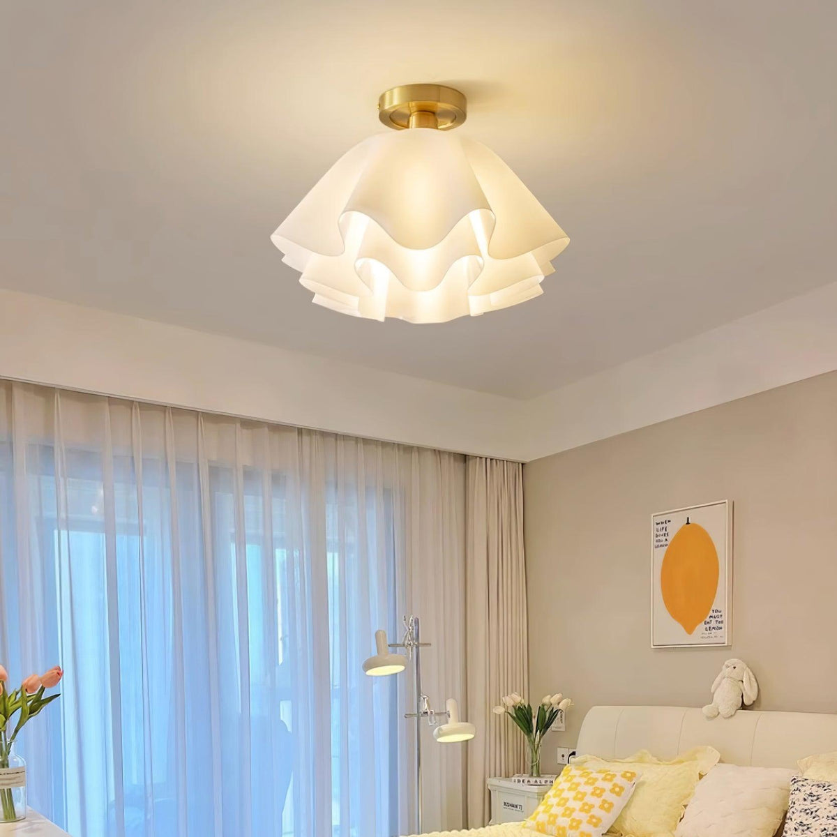 Lustra Pleated Retro Brass Acrylic Ceiling Light